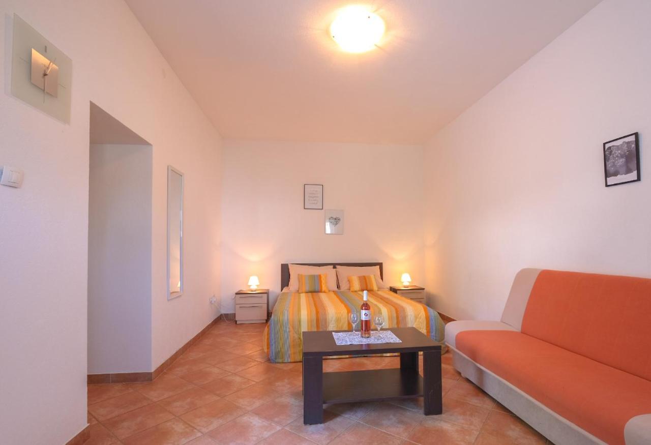 Apartmani Nina Ровінь Екстер'єр фото