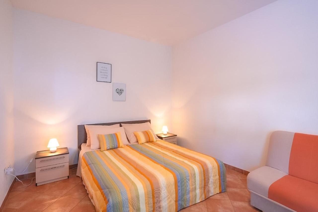Apartmani Nina Ровінь Екстер'єр фото